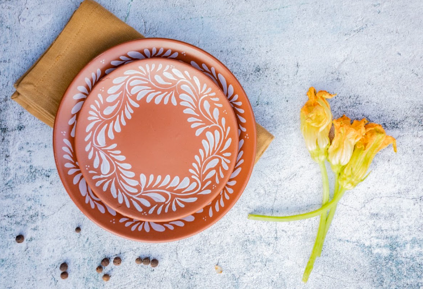 Hand-painted in Puebla luxury dinnerware